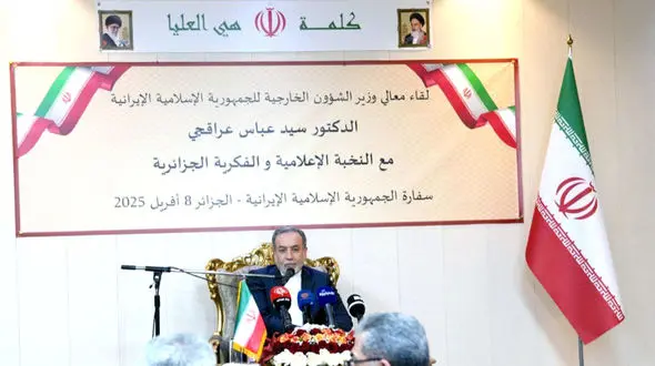 شفاف‌سازی درباره صلح‌آمیزبودن برنامه‌ هسته‌ای به ازای رفع تحریم‌های ظالمانه/ موضوع  اصلی مذاکره