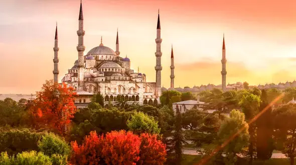 10 کشور بهترین پیشنهاد برای سفرهای خارجی در فصل پاییز