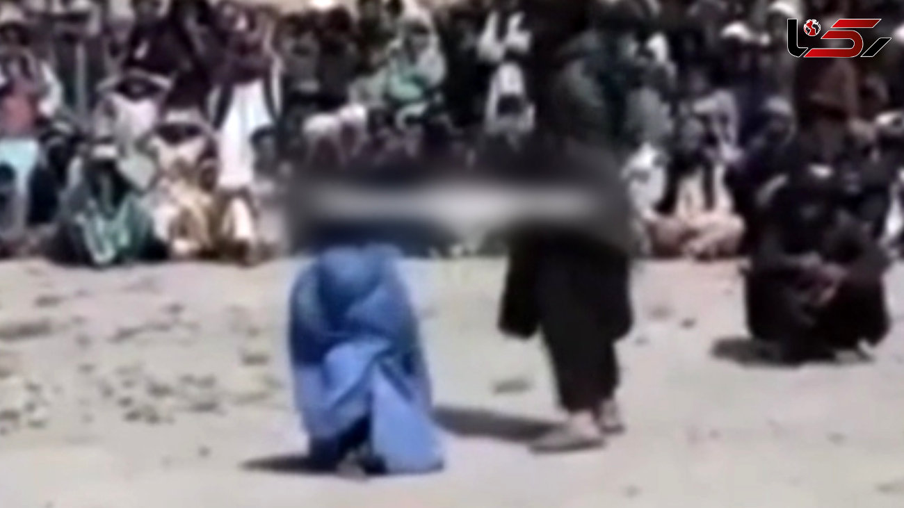 شلاق زدن بی‌رحمانه یک زن توسط پسر طالبانی اش + فیلم