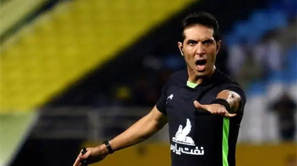  داور لیگ برتری در اتوبان تهران-قم تصادف کرد 