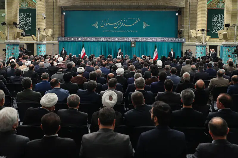 دیدار نمایندگان مجلس شورای اسلامی  با رهبر انقلاب حضرت آیت الله خامنه ای -چهارشنبه ۲۱ خرداد ۱۴۰۴