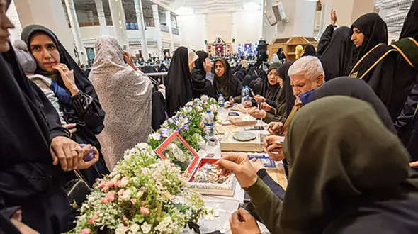 زنان سیستانی بیشتر از چهار میلیارد ریال طلا به مردم لبنان اهدا کردند