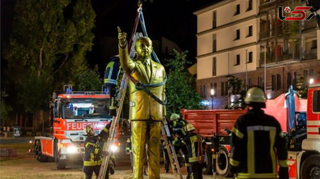 مجسمه طلایی رئیس جمهور برچیده شد + عکس 