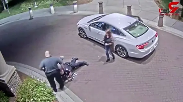 رفتار وحشیانه پلیس آمریکا با نوجوان مبتلا به بیماری روانی +فیلم