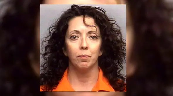 همخوابی خانم معلم زبان انگلیسی با دو پسر 17 ساله / شرط کثیف نمره قبولی + عکس