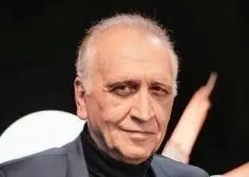 عکس ها / بیوگرافی احمد نجفی با همسر خارجی و فرزندانش+ فیلم ها