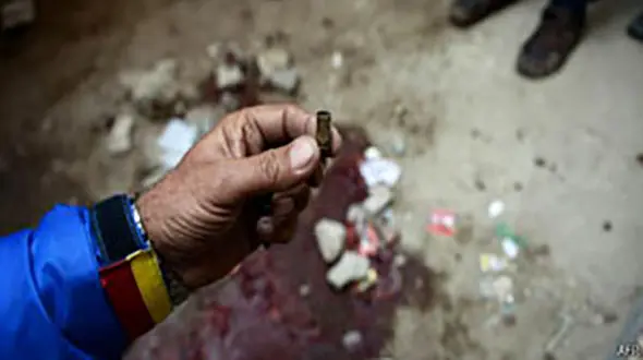 حمله مسلحانه به یک مهمانی