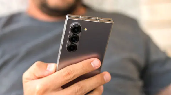 گلکسی زد فولد 7 با رابط کاربری حرفه‌ای One UI 8؛ نسل آینده گوشی‌ های تاشو