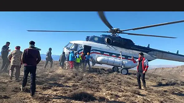 16 ساعت تلاش برای نجات کوهنورد کلاتی / هلیکوپتر امداد به پرواز در آمد