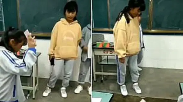 تنبیه عجیب دانش آموزان به خاطر داشتن موبایل! + فیلم 