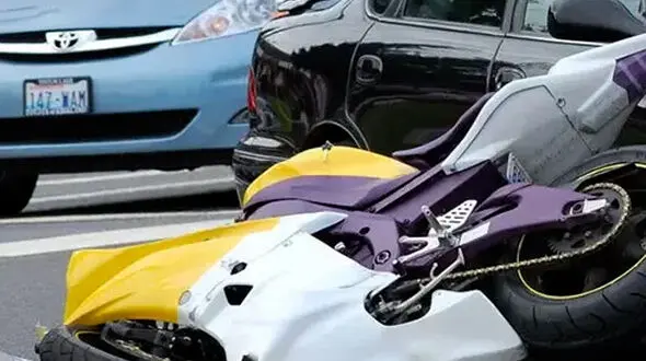 از ترسناک ترین اتفاق در حادثه بندر عباس تا واکنش سریع رانندگان فرمول یک