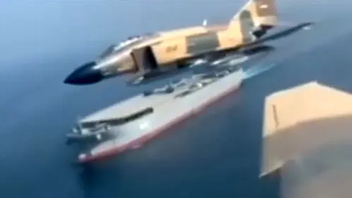 فیلمی پرواز افتخارآمیز فانتوم های ایرانی روی ناو های آمریکایی