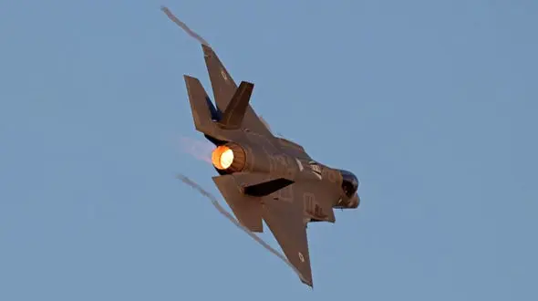 سیاستمدار عراقی: استفاده از آسمان عراق علیه ایران ممنوع!