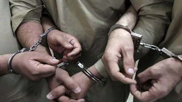 دوئل مسلحانه نسیم و طالب آغاز جنگ مسلحانه دو طایفه آبادانی بود