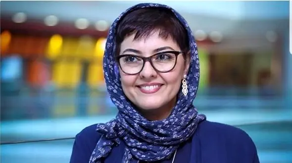 خلاقیت بی‌نظیر نقاش برای خلق تصویر آناهیتا همتی روی تابلوی رنگی بی نظیر / دست مریزاد عالی  + عکس