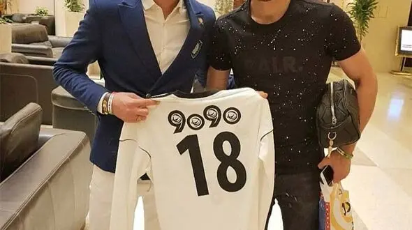 عکس یادگاری علیرضا جهانبخش  با رونالدو!+ عکس