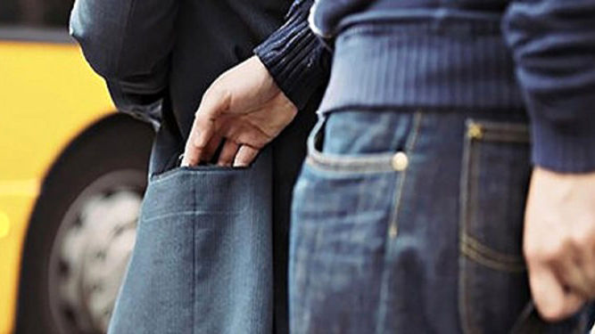 دستگیری جیب‌بران حرفه‌ای در ایستگاه مترو تهران