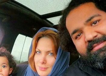 آواز باشکوه؛ آهنگ خوندن رضا صادقی تو حرم امام رضا بدون هیچ دستگاهی صاف و زلال