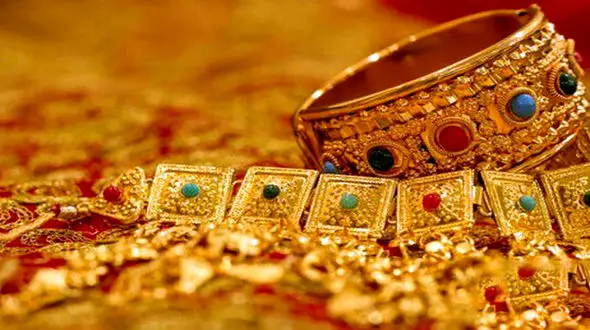 قیمت طلا و سکه سقوط کرد/ سکه وارد کانال ۳۰ میلیون تومان می‌شود؟