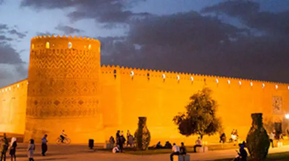  نمایی از سه بنای صفوی تا ارگ کریمخان شیراز