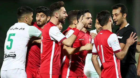 اسدی: خریدها سطح توقعات از پرسپولیس را بالا برده است/ تیم گل‌محمدی نیاز به زمان دارد