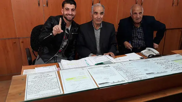 ثبت رسمی قرارداد ادون حسنی+ عکس