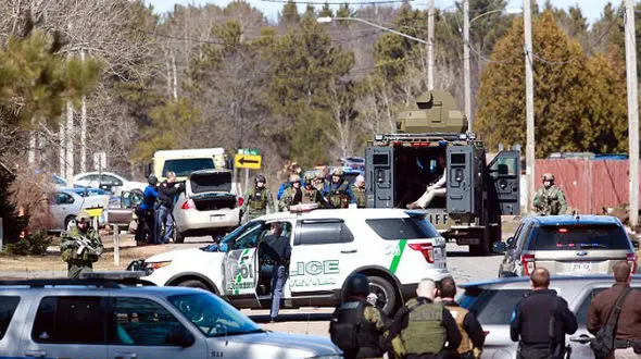 تیراندازی های مرگبار یک مرد در 3 محل جداگانه در یک شهر امریکا+عکس