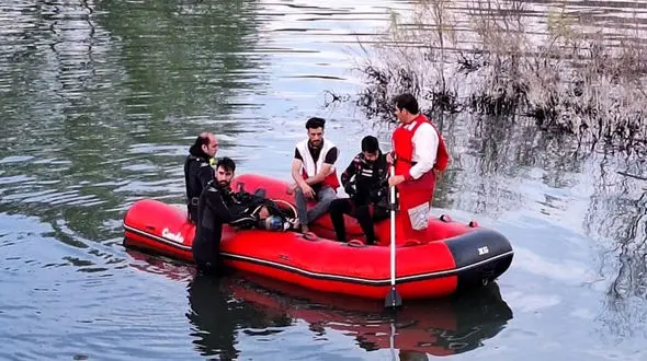 ماجرای گنج روی پل مرزی ایران و آذربایجان چه بود / مرزبانان باکویی به سمت مردان ایرانی شلیک کردند + فیلم 