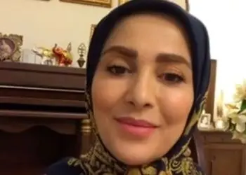 عکس ها / نگاهی به چیدمان موزه ای خانه شبیه قصر ژیلا صادقی  خانم مجری پرحاشیه/ از تابلو نقاشی ایتالیایی در ابعاد بزرگ تا لوسترهای شاهانه از مبلمان فاخر تا  کدو تنبل های هالووینی و ...