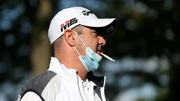 کرونا انگلیسی برای سیگاری ها خطرناکتر است