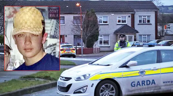 فرو کردن چاقو در قلب نوجوان 16 ساله هنگام مکالمه تلفنی با یک دختر+عکس