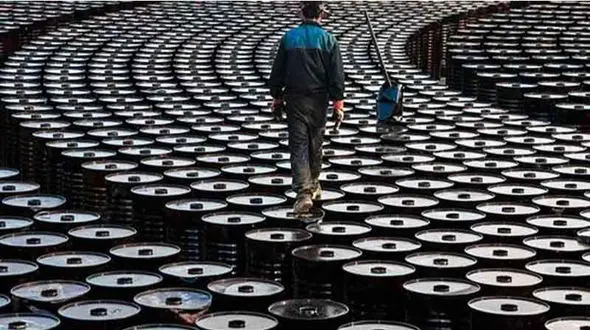 قیمت نفت در پی تشدید تنش‌های ایران و آمریکا به بالاترین سطح خود از ماه جولای  رسید 