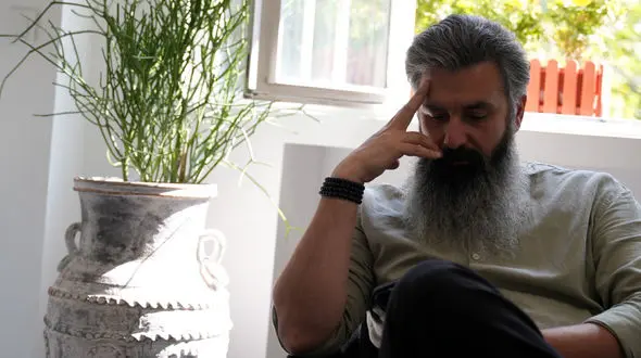 دوربین مستندساز تیری آتشین بر دل دشمن است