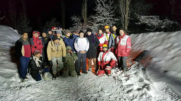 گردشگران غار مغان نجات یافتند +عکس