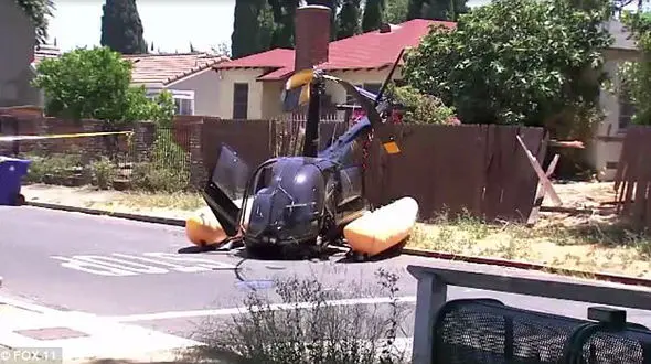 هلی کوپتر در کوچه سقوط کرد/چهار نفر زخمی شدند+فیلم