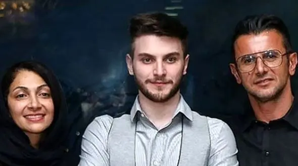 فیلم / معماری خلاقانه و چشمگیر خانه ویلایی امین حیایی در لواسان تهران /    فینالیست جایزه معمار شد / واقعا هم جایزه حق این خونه رویاییه از استخر تا ویوی ابدی سرسبز و چیدمان لوکس ...