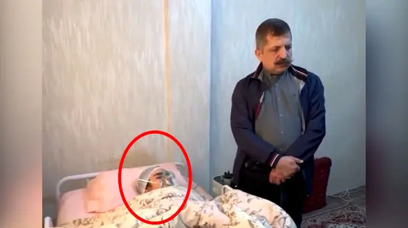 فیلم سکته دختر دانش آموز به خاطر تجدید ریاضی / 17 سال است که در کماست + گفت و گوی جگرسوز با مادرش