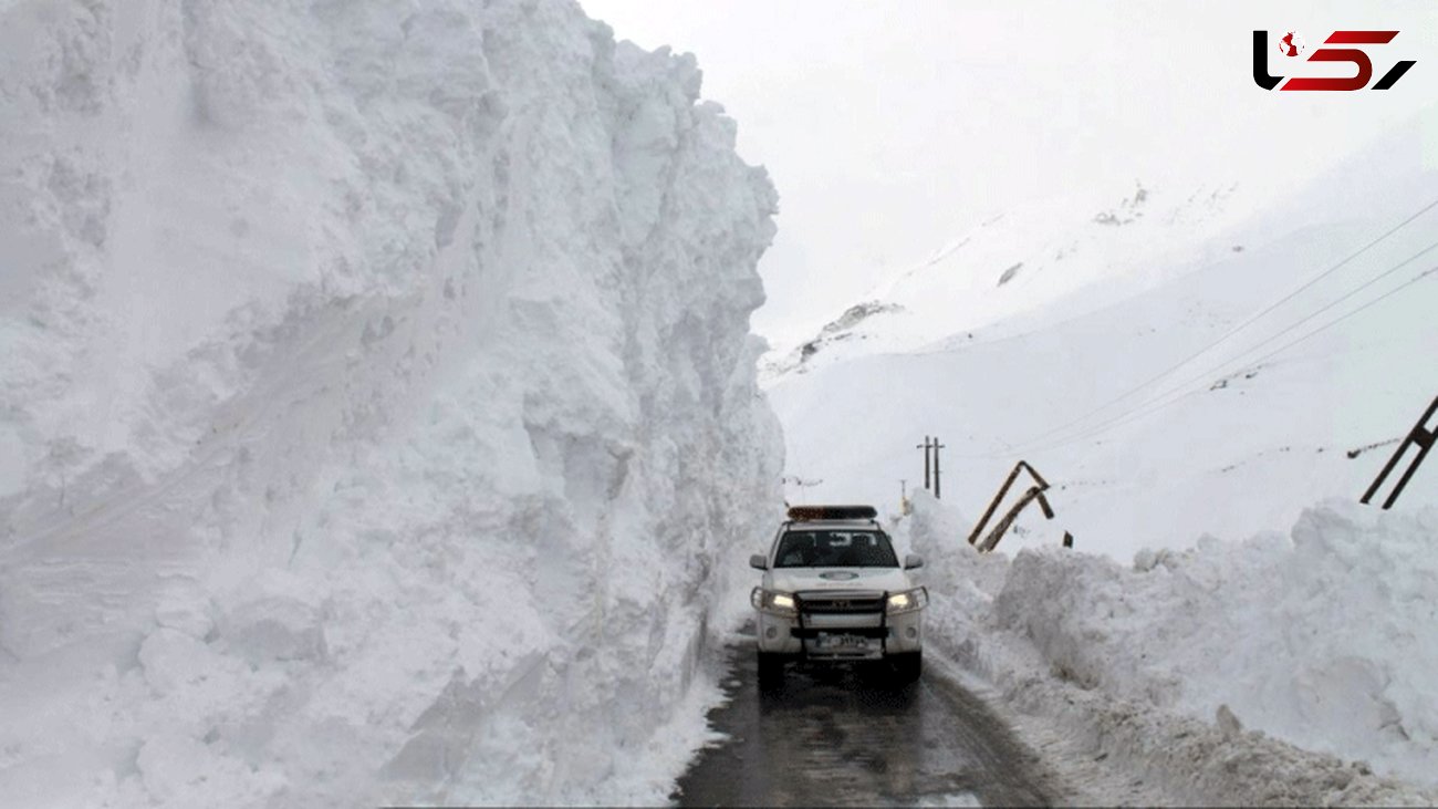 مدفون شدن پنج خانواده در روستای رشته رودبالا زیر بهمن / نیروهای امدادی 6 ساعت بعد از بهمن هنوز به روستا نرسیده اند