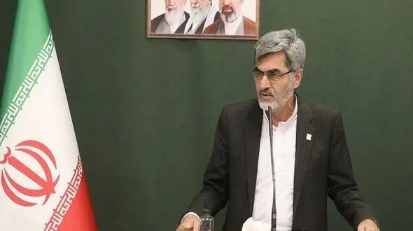 حمله تند کوچک‌زاده به پسر پزشکیان در مجلس: بچه دبستانی بیشتر از شما می‌فهمد!