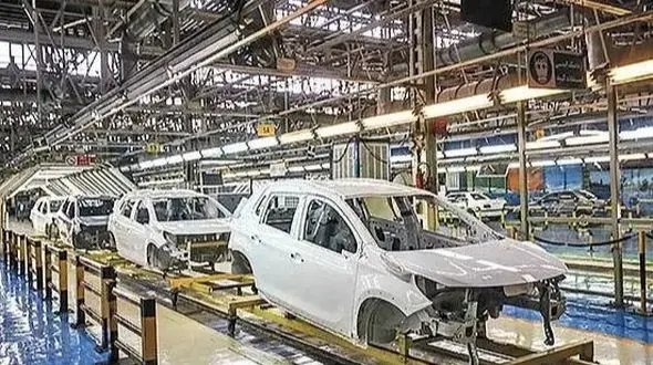 ماجرای اولتیماتوم پزشکیان و تأثیر آن بر بازار خودرو