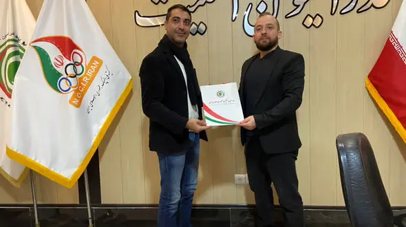 هوشیدری: برخی معضلات تبدیل به بغضی در گلوی ورزشکاران شده است