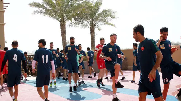 حضور دختران مجرد در اردوی پرسپولیس در امارات!