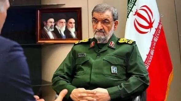  محسن رضایی: ترامپ این جنگ را احمقانه آغاز کرد و احمقانه در حال ادامه آن است/ هنوز به فتوای رهبری شهید درباره دکترین هسته‌ای پایبند هستیم