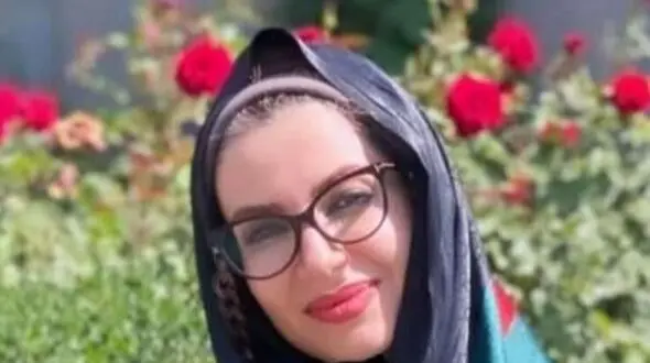 عکس متفاوت و خاص ملیکا زارعی با لبخندی دلنشین در یکی از استادیوم‌های فوتبال / حضوری پرانرژی و پر احساس