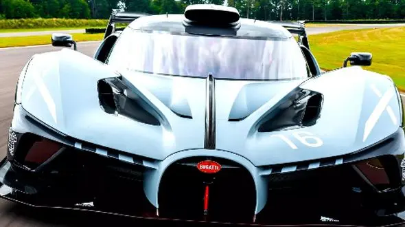 بوگاتی بولاید؛ غول پیست، حالا روی آسفالت خیابان‌ ها