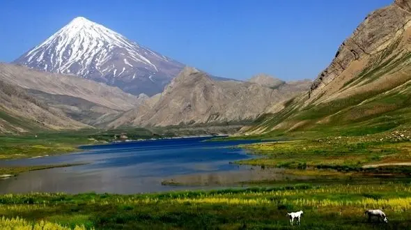 احتمال فعال شدن آتشفشان دماوند وجود دارد! / استاد زلزله شناسی خبر داد 