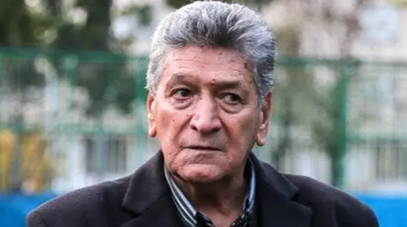 اکبر کارگرجم ستاره فراموش نشدنی استقلال در بیمارستان بستری شد