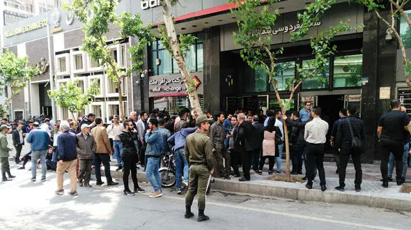 آغاز پلمب صرافی های غیرمجاز از امروز 