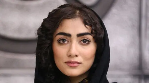 پوشش خوفناک یاسمن معاوی در مکانی ترسناک تر !+ عکس خانم بازیگر  با شکل و شمایل خاص !