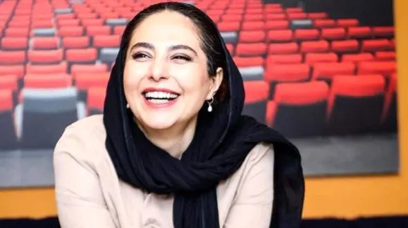 ویدیو امروز | موزیک ویدئو آرام و عاشقانه رعنا آزادی ور آهنگ《خداحافظ که دلگیرم دارم از غصه میمیرم》توسط فریدون آسرایی